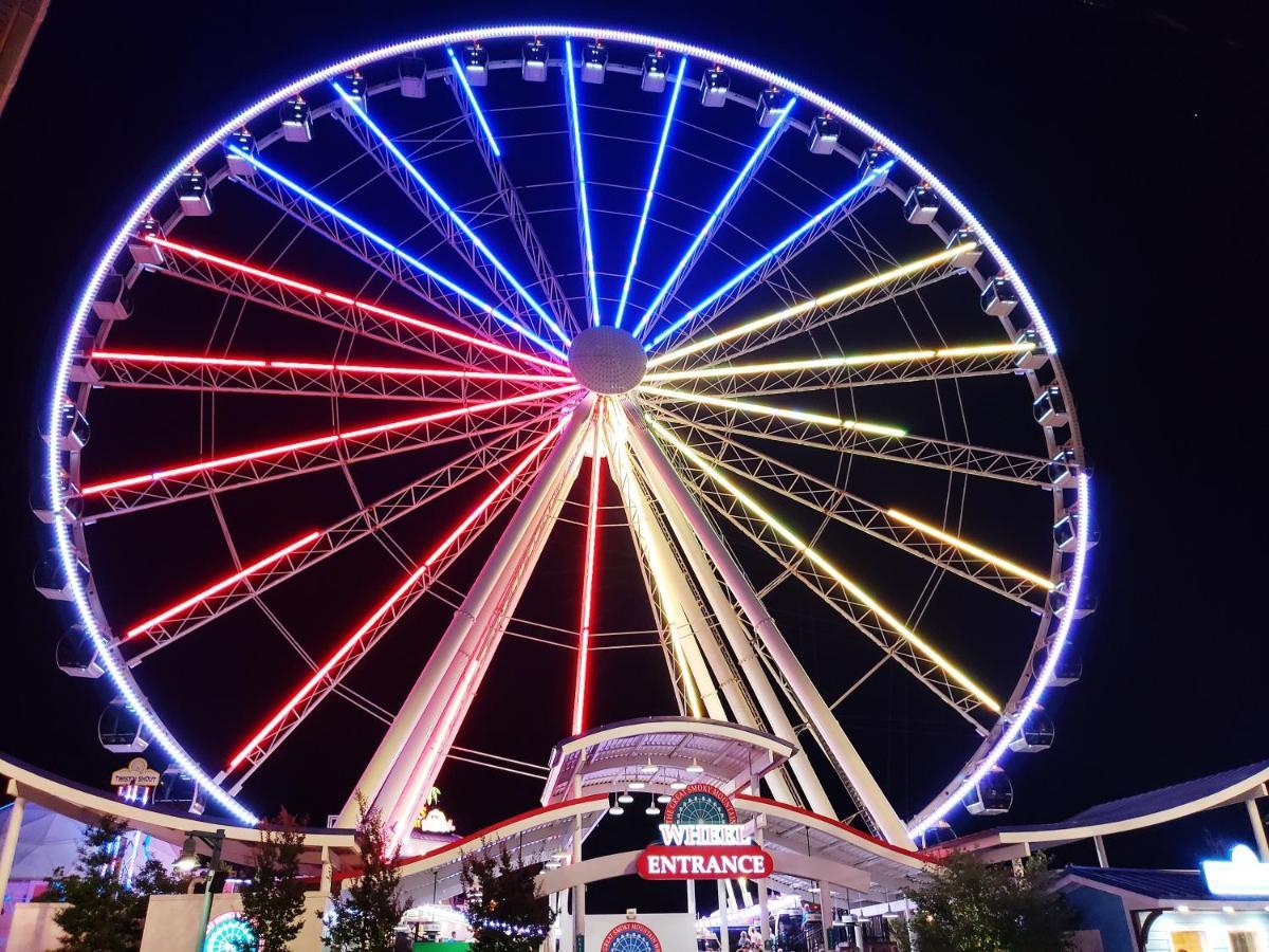 Rock Of Ages, Hot Tub, Game Room, Wifi, 1089 Free Tickets Each Paid Day, Dollywood And More Pigeon Forge Eksteriør bilde